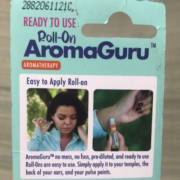 AromaGuru peppermint roll-on - Picture 2 of 4
